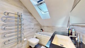 Photo 48- click for photo gallery